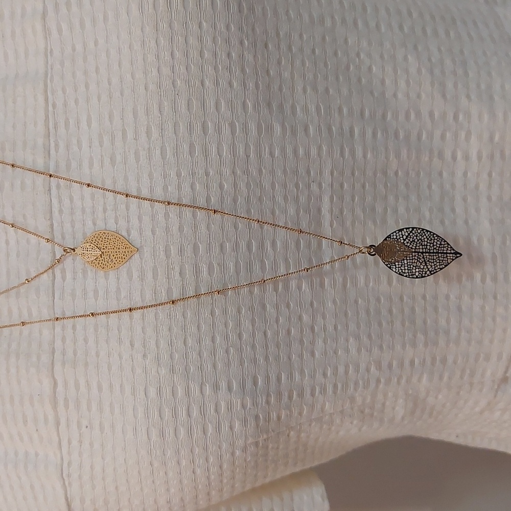 Trendy Chic Delicate Double Leaf Skeleton Pendant… - image 2